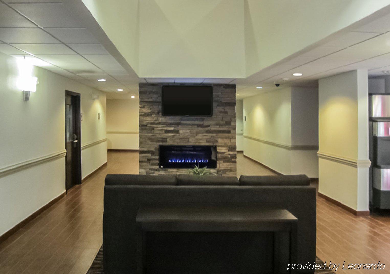 Hotel Clarion Pointe Albemarle Esterno foto